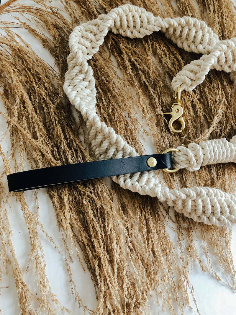 MACRAME DOG LEASH WITH LEATHER HANDLE - NATURAL ROPE