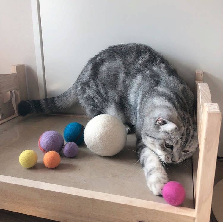 100% WOOL TOY BALL